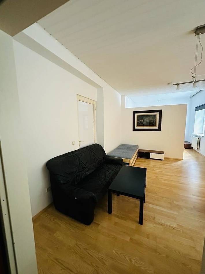 Ganze Ferienwohnung, Wohnung mit einem Schlafzimmer mit Trennwand in Graz, Steirerland