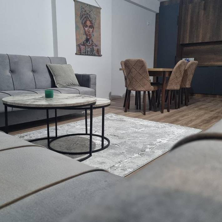 Ferienwohnung für 6 Personen, mit Ausblick und Garten in Kosovo