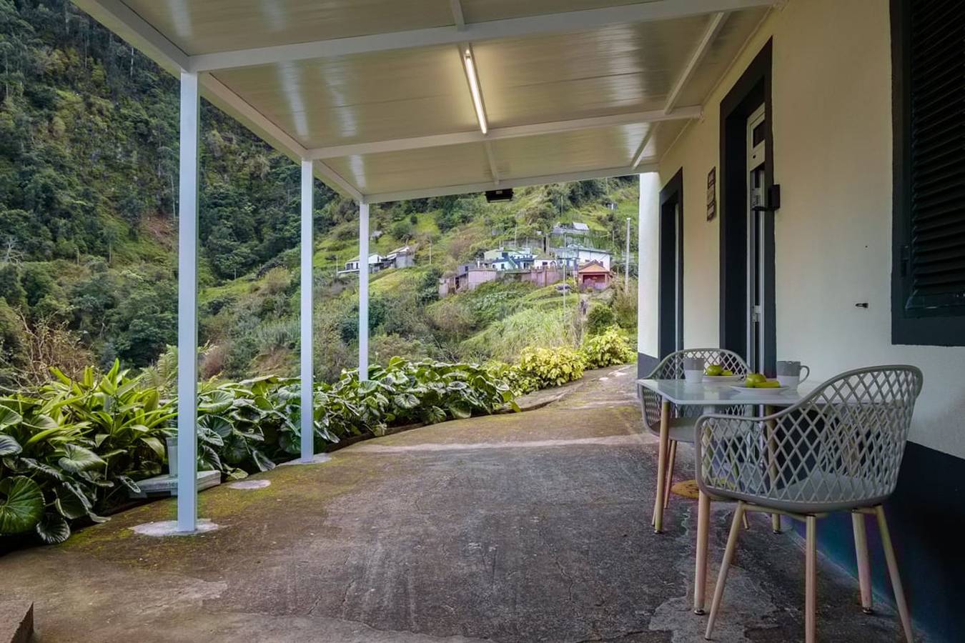 Entire apartment, Casa do Gambão A in Machico in Madeira