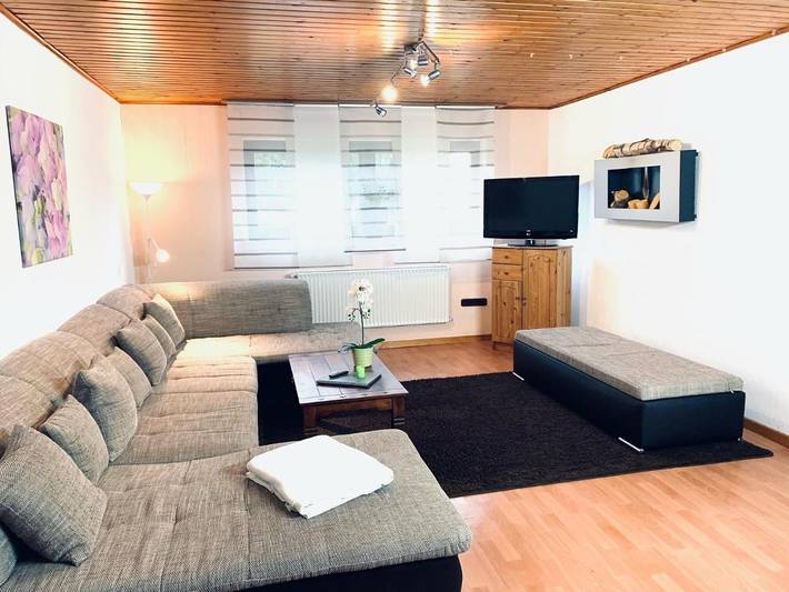 Ferienwohnung für 6 Personen, mit Terrasse und Garten sowie Sauna in Lichtenfels - 4