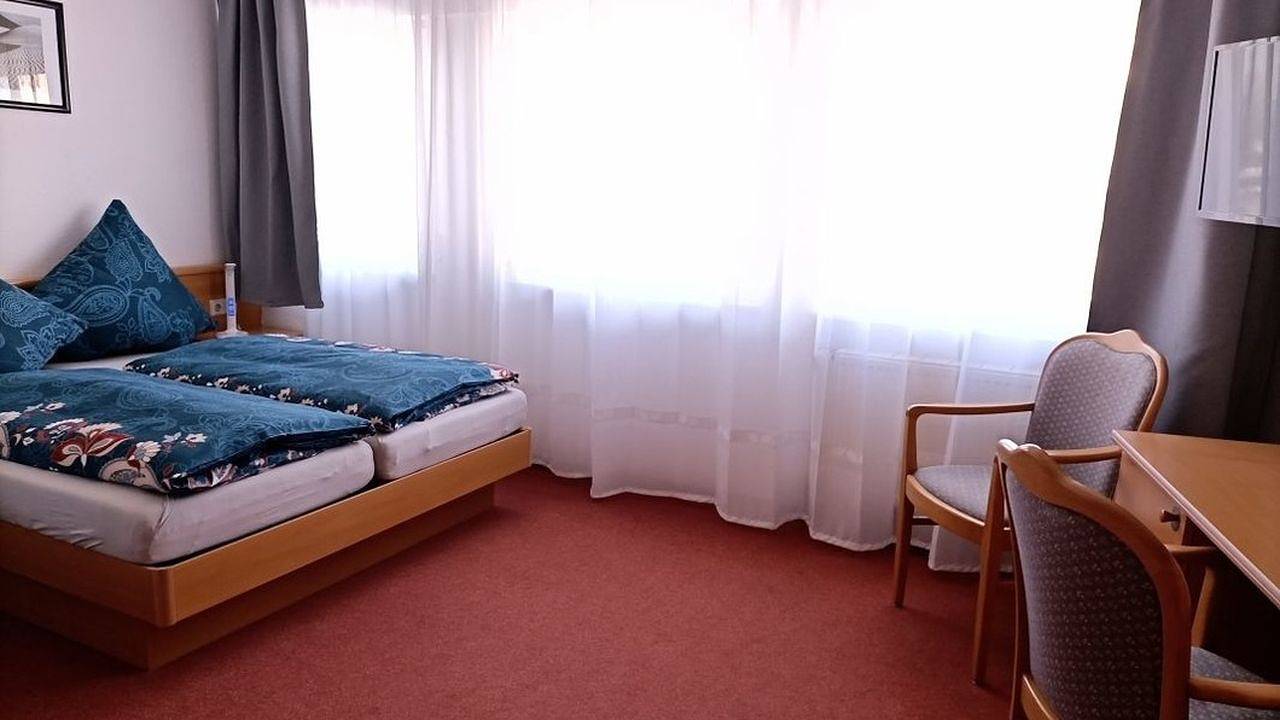 Doppelzimmer für 2 Personen (15 m²) in Tettnang in Tettnang, Region Bodensee-Oberschwaben
