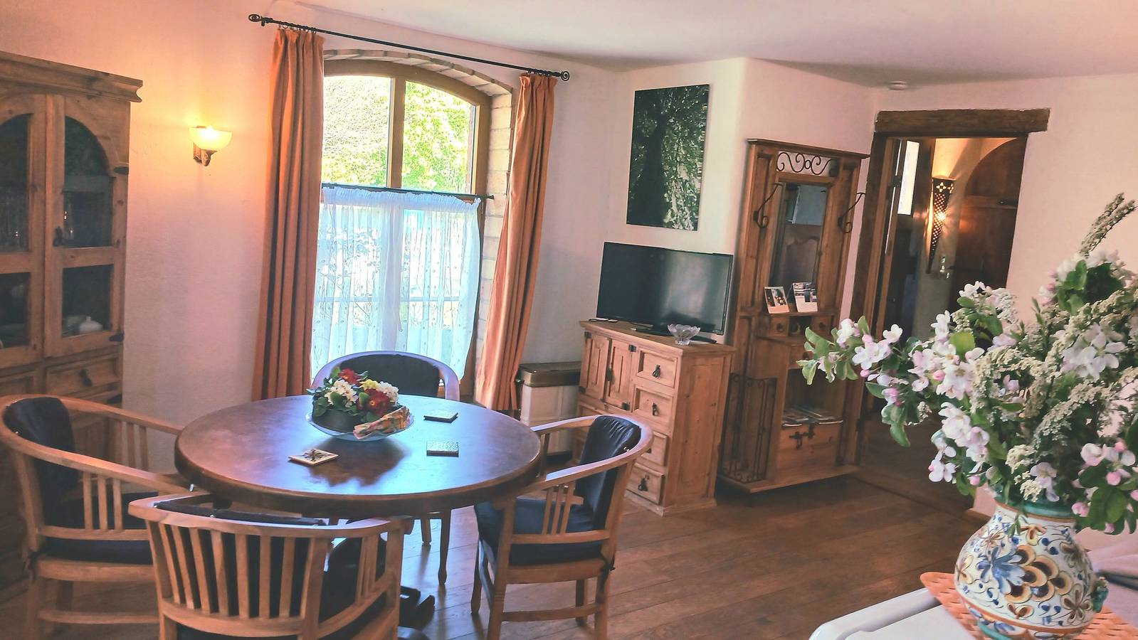 Ganze Wohnung, Ferienwohnung 'Sophienhof' mit privater Terrasse, privatem Garten und Wi-Fi in Sophienhof, Loitz