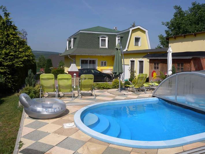 Ferienhaus für 8 Personen, mit Balkon und Garten - 1
