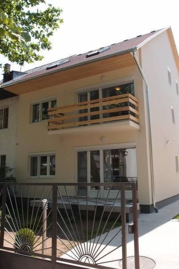 Ferienwohnung für 8 Personen, mit Terrasse und Garten in Siofok - 2
