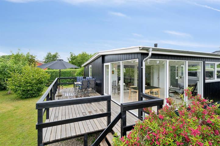 Ferienhaus für 5 Personen, mit Terrasse und Garten in Vemmingbund