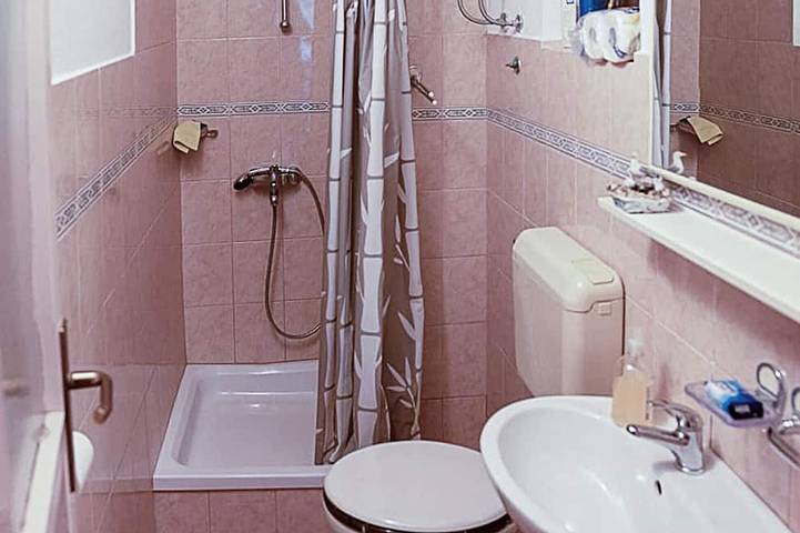 Ganze Wohnung, 2 bedroom cozy apartment in Srb in Gračac, Zadar
