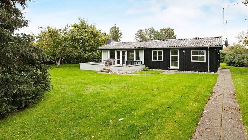 Ferienhaus für 7 Personen, mit Whirlpool und Garten an der Kattegat Küste