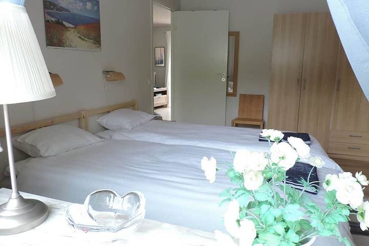 Ferienhaus für 4 Personen, mit Terrasse und Garten in Beddingestrand - 2