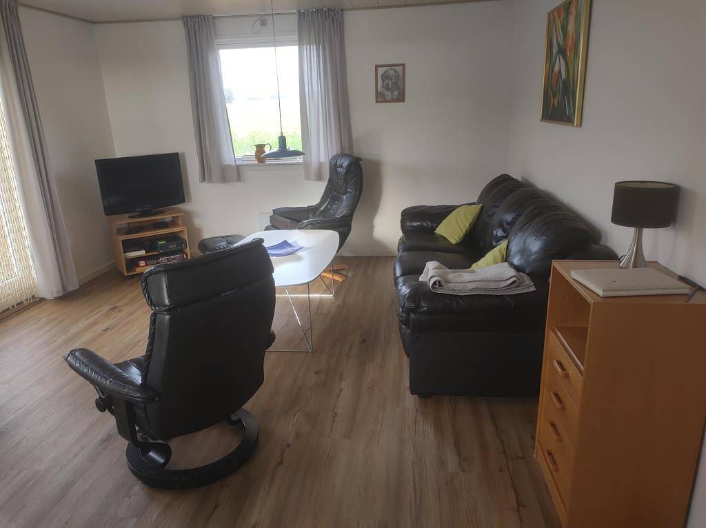 In der Nähe von Nykøbing Mors finden Sie dieses schöne Holzhaus auf einem 300 m² großen Gartengrundstück. in Nyköbing Mors, Morsø