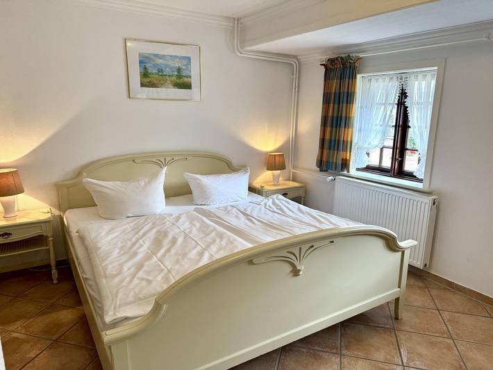 Ganze Wohnung, Gemütliche 2-Zimmer Ferienwohnung für 4 Personen, strandnah in Westerland in Westerland, Sylt (Gemeinde)
