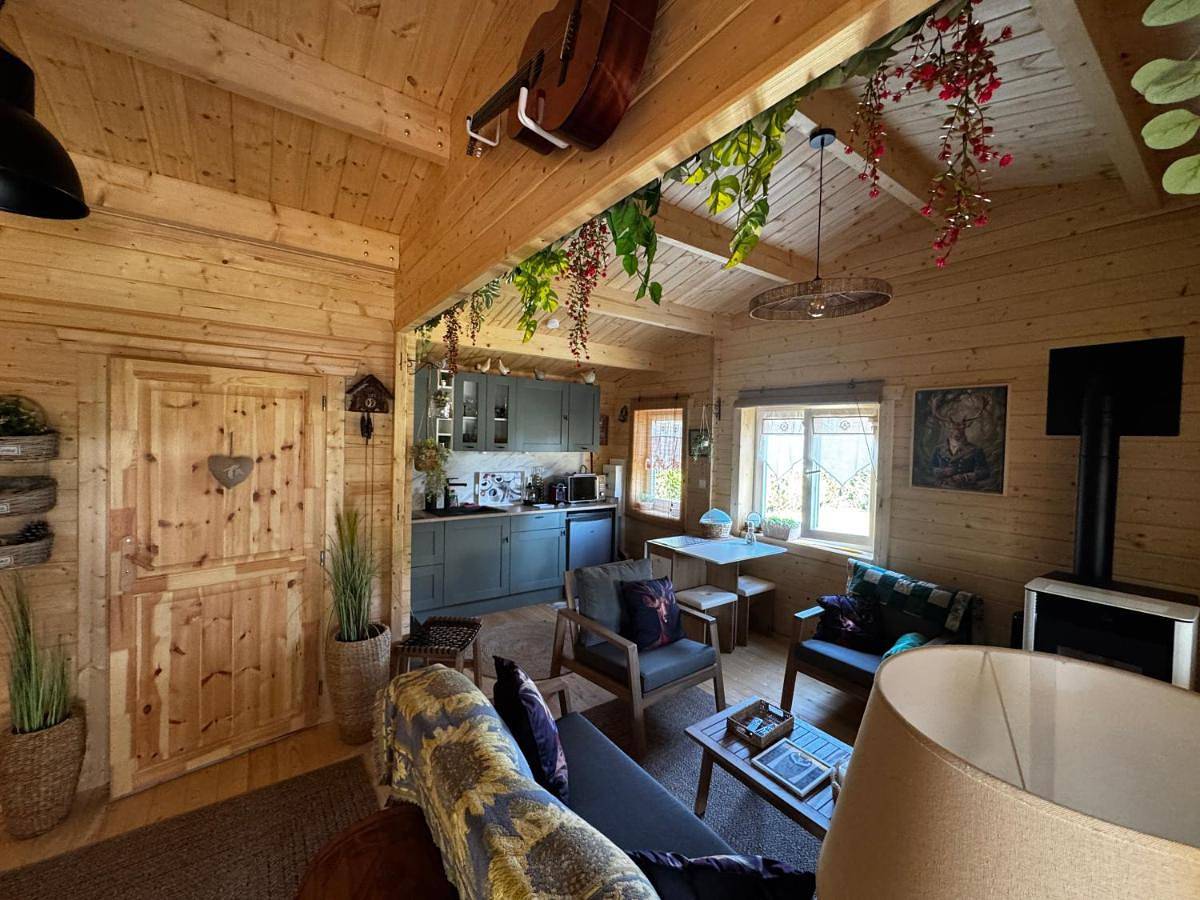 Les Nuits de Brocéliande Chalet de charme in Beignon, Région de Vannes