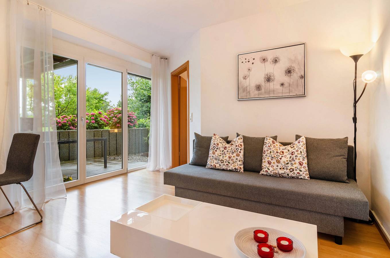 Ganze Wohnung, Ferienwohnung 'In Ruhiger Lage' mit Privatterrasse und Wi-Fi in Überlingen, Bodenseekreis