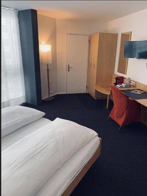Hôtel pour 2 personnes, avec terrasse à Frauenfeld - 3