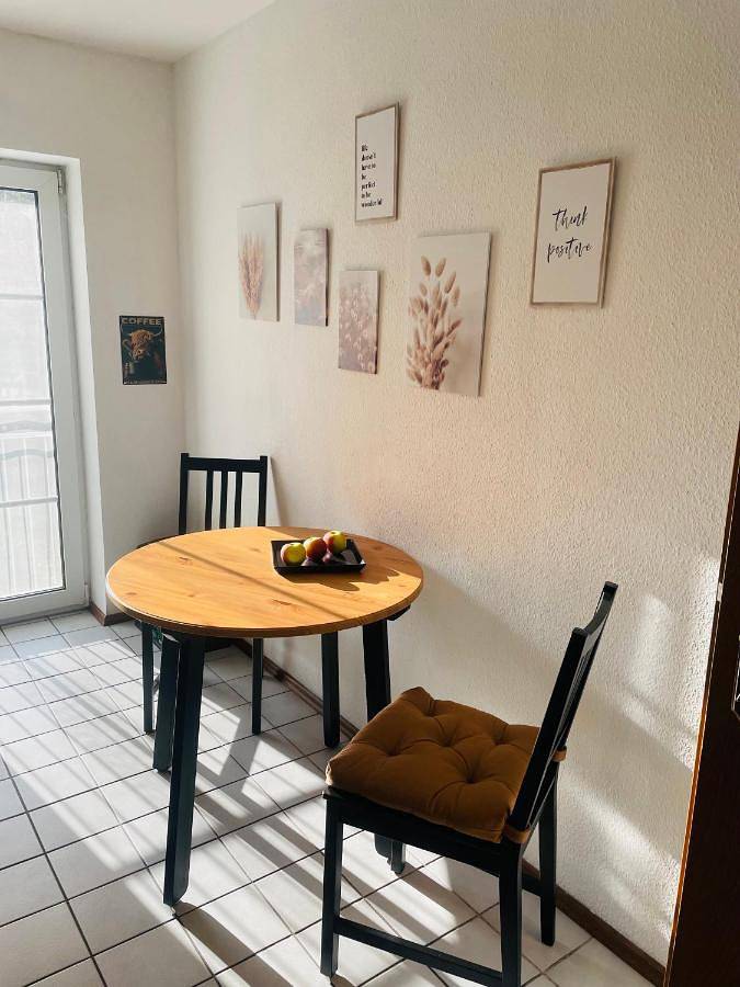 Ferienwohnung für 2 Personen, mit Balkon und Ausblick in Burgdorf
