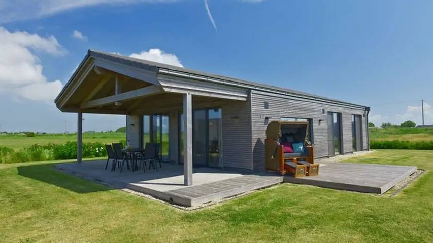 Ferienhaus für 6 Personen, mit Garten in Pellworm