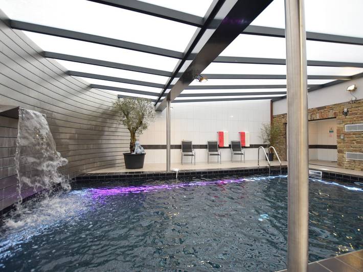 Gîte pour 18 personnes, avec piscine et jardin ainsi que terrasse et sauna dans Ardennes (Belgique) - 3
