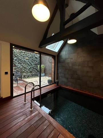 Gîte pour 4 personnes, avec sauna et piscine ainsi que terrasse et jardin à Forges-les-Eaux