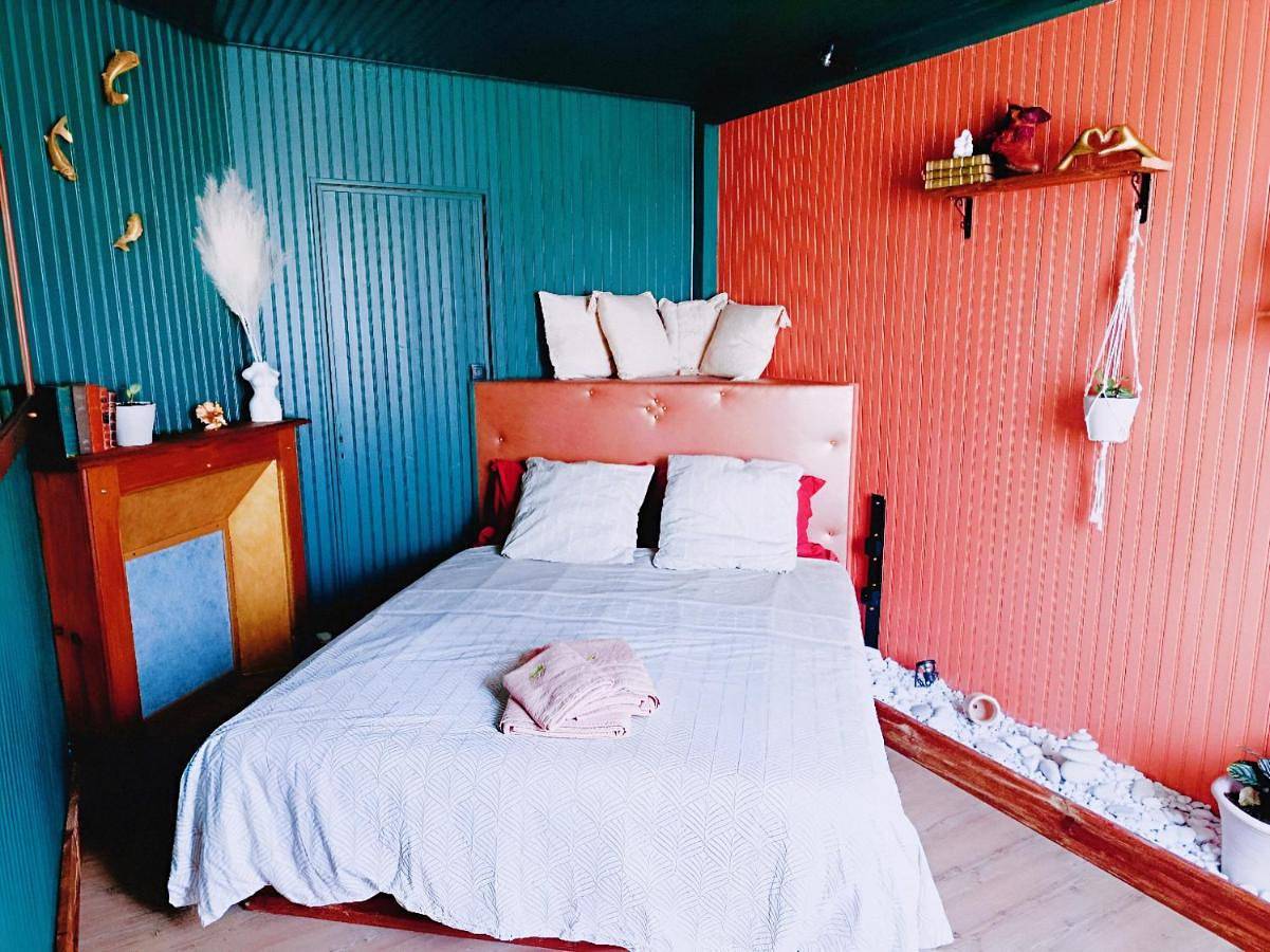 Appartement entier, Hébergement atypique, Spa et Sauna privatif - L'Enchanteuse in Nesmy, Région de La Roche-sur-Yon