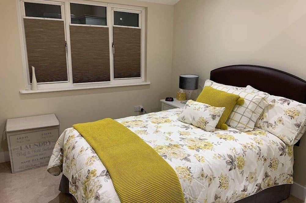 Garden Holiday Lodge - The Sunshine Coast of Eastbourne, East Sussex in Eastbourne, East Sussex