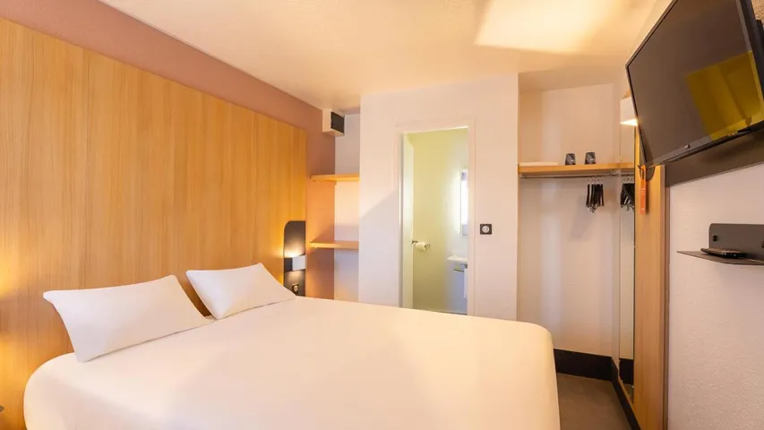 Hotel para 2 personas - 1