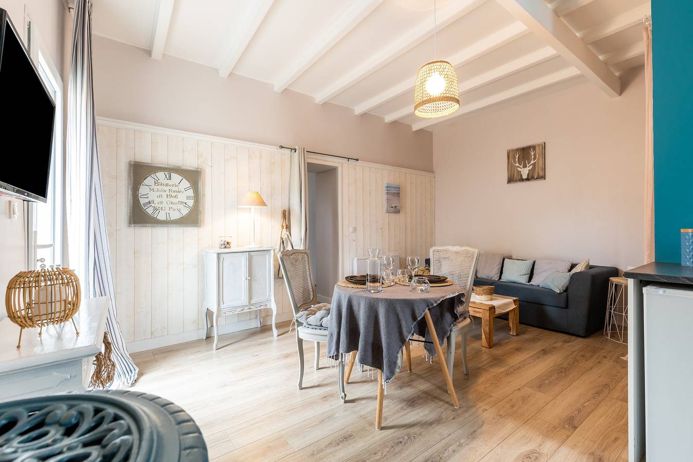 Gîte bien être avec sauna et spa in Vertheuil, Parc naturel régional du Médoc