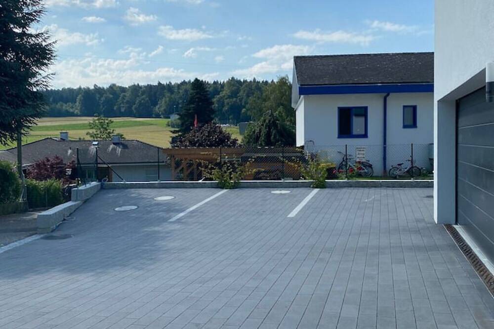Appartement entier, Peaceful Swiss Getaway w/ Pool, Views & Near Bern in Gurmels, Lac de Morat & Estavayer-le-Lac Région