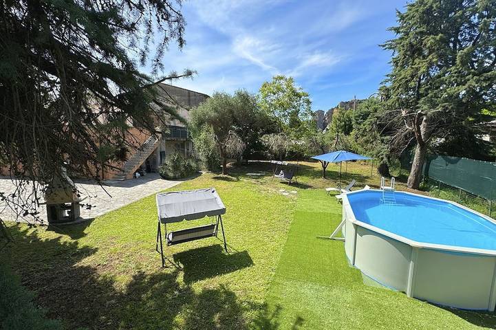 Ferienhaus für 3 Personen, mit Garten