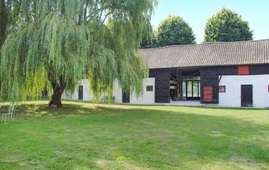 Gîte pour 8 personnes, avec terrasse et jardin, adapté aux familles à Beussent