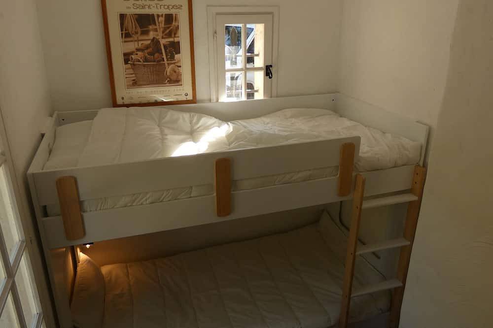 Nice house, less than 10mn walk from Pampelonne beach, large garden in Pampelonne, Ramatuelle