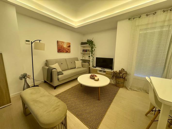 Entire apartment, Apartamento 'Ventura Mq' con piscina comunitaria, Wi-Fi y aire acondicionado in Playa de Los Lances, Tarifa