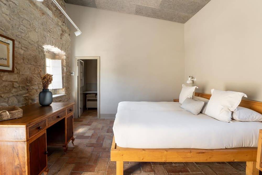 Casa Castell Peratallada in Forallac, Costa Brava