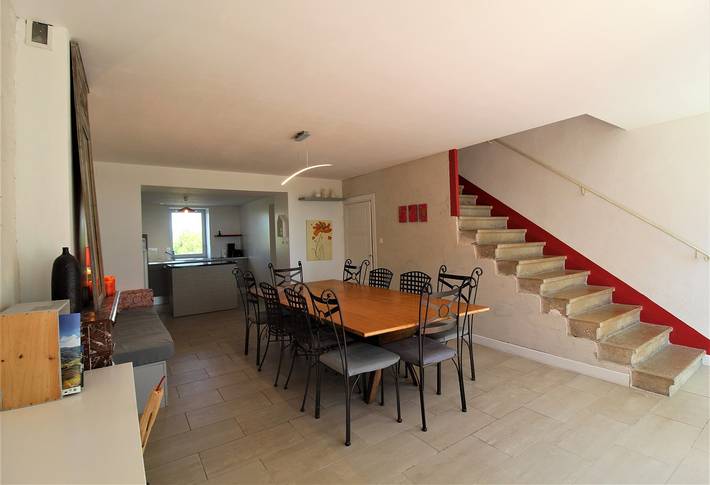 Gîte pour 14 personnes, avec jardin et terrasse dans Rhône - 3