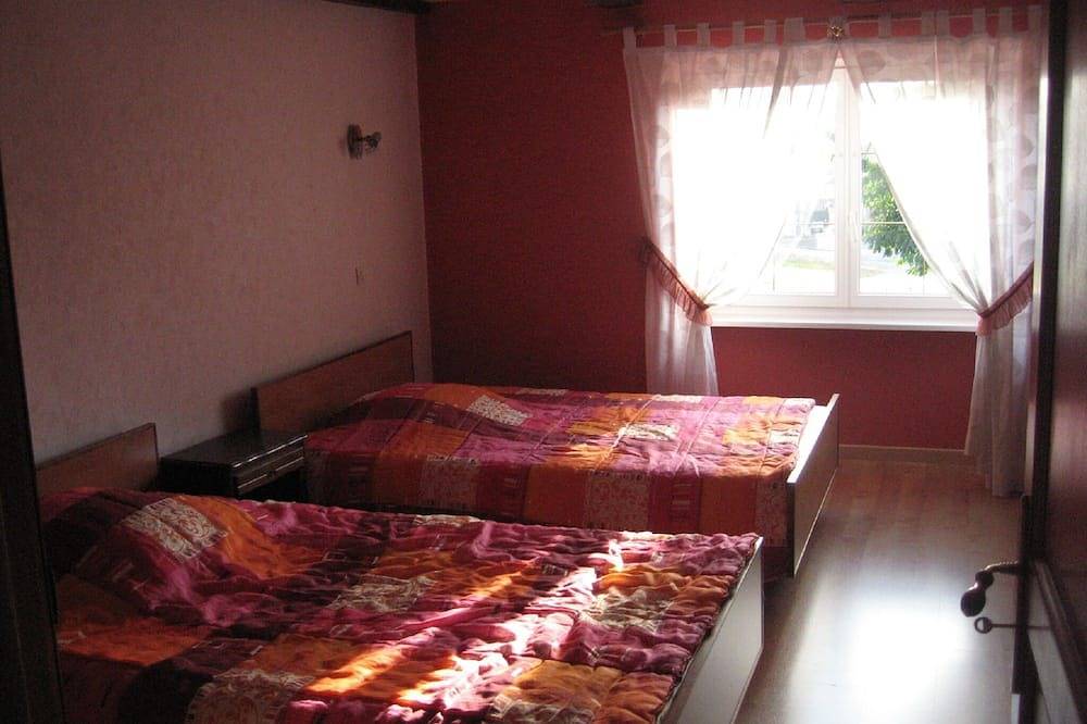 Gîte Rural Famille Egler - Haut-Clocher - 3 épis - 5 à 6 personnes - 130 m2 in Haut-Clocher, Sarrebourg