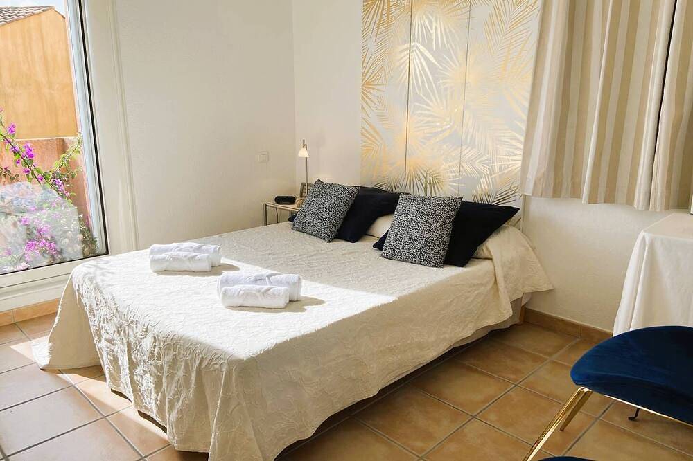 Apartamento entero, Mini villa Messicana. 5 pers,  piscine, 500 m plage in San Ciprianu, Lecci
