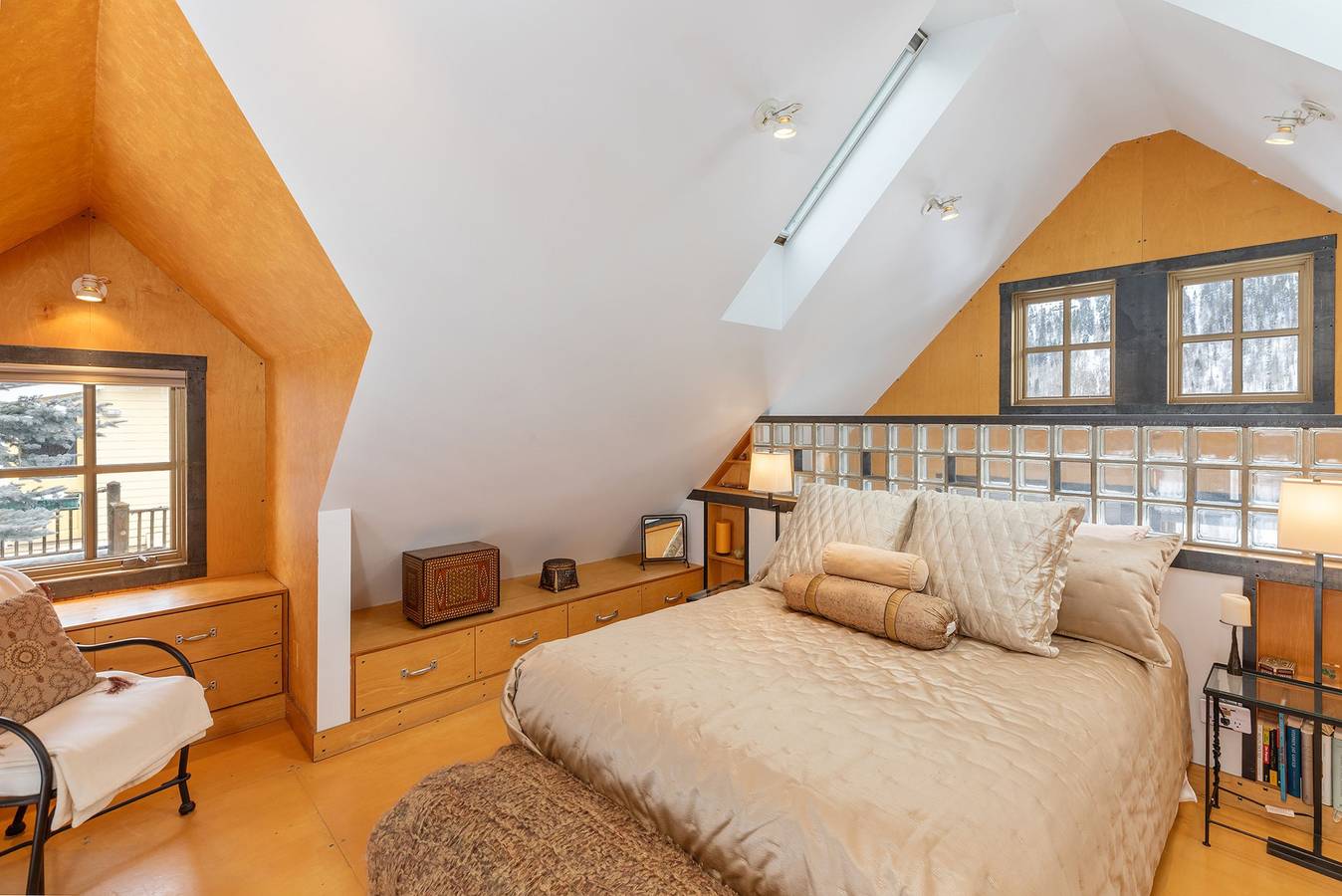 Galena Chalet 1Br, 1 & 2 Half Ba, Sleeps 6 in Telluride, Telluride Ski Resort