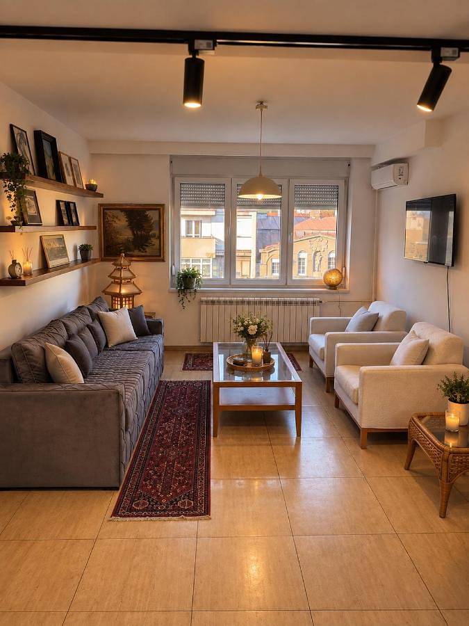 Ferienwohnung für 5 Personen, mit Balkon und Terrasse in Belgrad