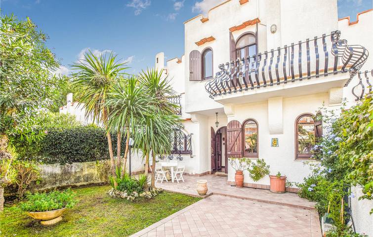 Casa vacanza per 8 persone, con Terrazza in Provincia di Latina