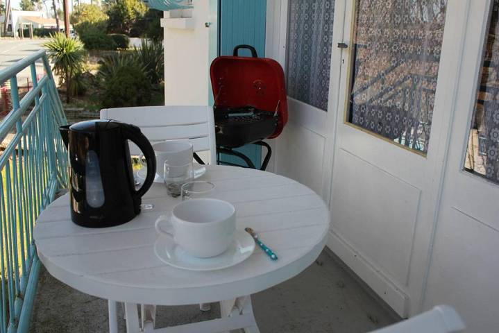 Gîte pour 5 personnes, avec jardin ainsi que vue et balcon dans Plage de la Cèpe - 2