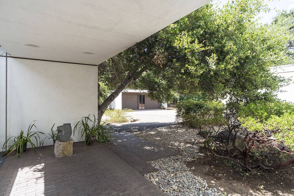 Upper Village Stunner with a Pool! in Montecito, Santa Barbara County