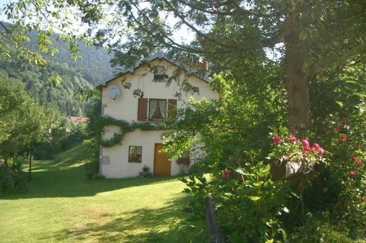 Ferienhaus für 5 Personen, mit Terrasse und Garten