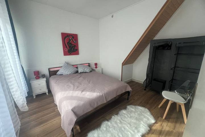 Location de vacances pour 6 personnes, avec jardin à Bléneau - 4