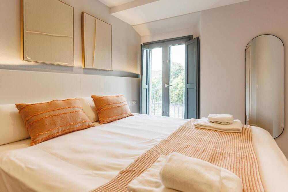 Geheel appartement, Calderers Àliga - Holiday Apartment Rental in Girona | Bravissimo in Gerona, Gironès