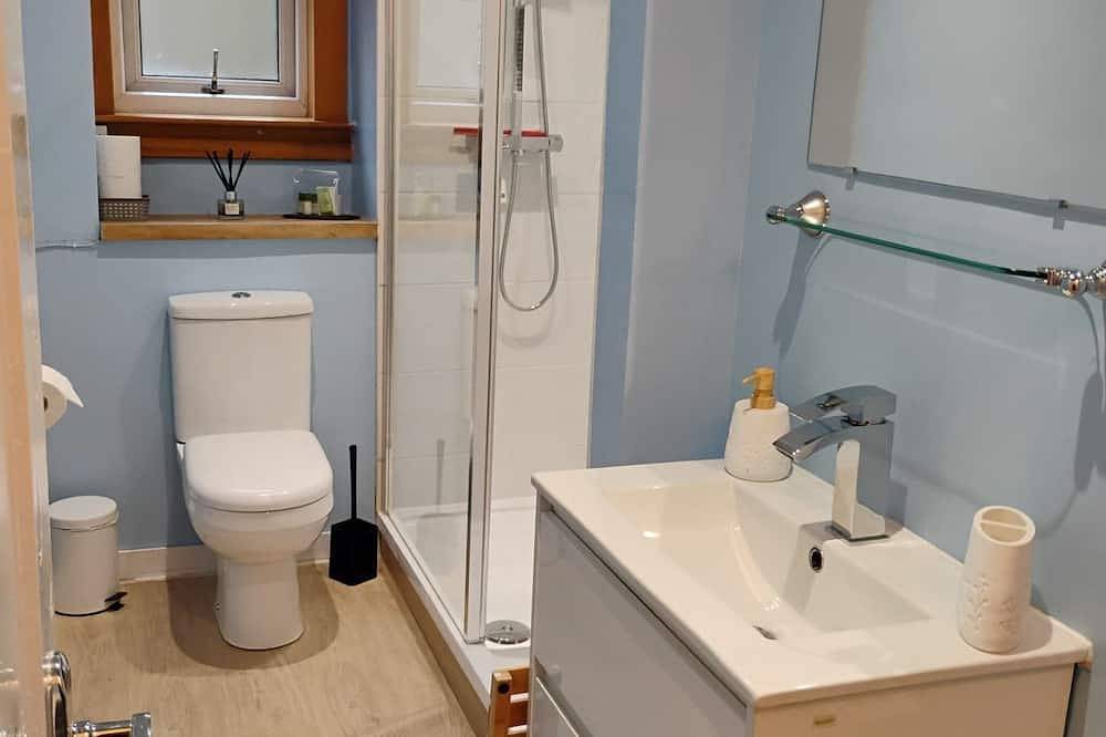 Ganze Wohnung, Keek Oot at 73, upper apartment on Main St, value for money. Pet friendly. in Gourock, Inverclyde