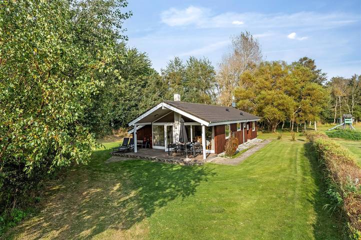 Ferienhaus für 8 Personen, mit Garten und Terrasse sowie Sauna und Whirlpool auf Seeland