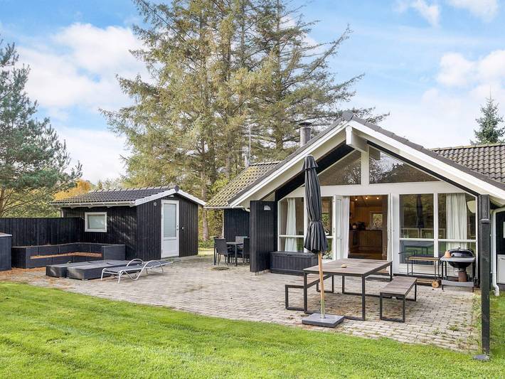 Ferienhaus für 6 Personen, mit Whirlpool und Terrasse sowie Sauna