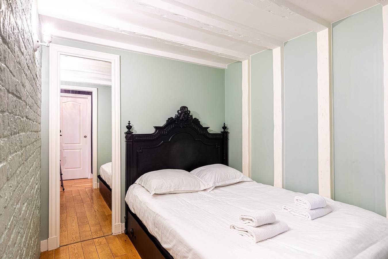 Entire apartment, Guestready - Artisan Style Stay in Paris' Heart in 1st Arrondissement, Paris