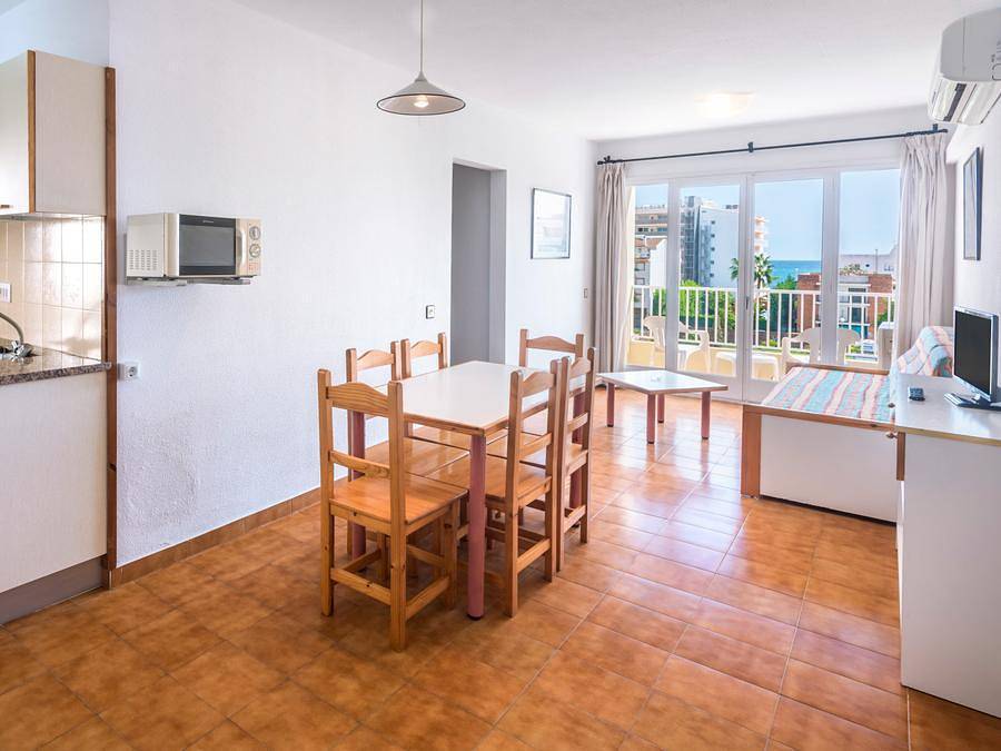 Apartamentos Sorrabona - Apartamento 4 personas - A2 - Apto 2/4 - Ocupado 4 Pers in Pineda de Mar, Costa del Maresme