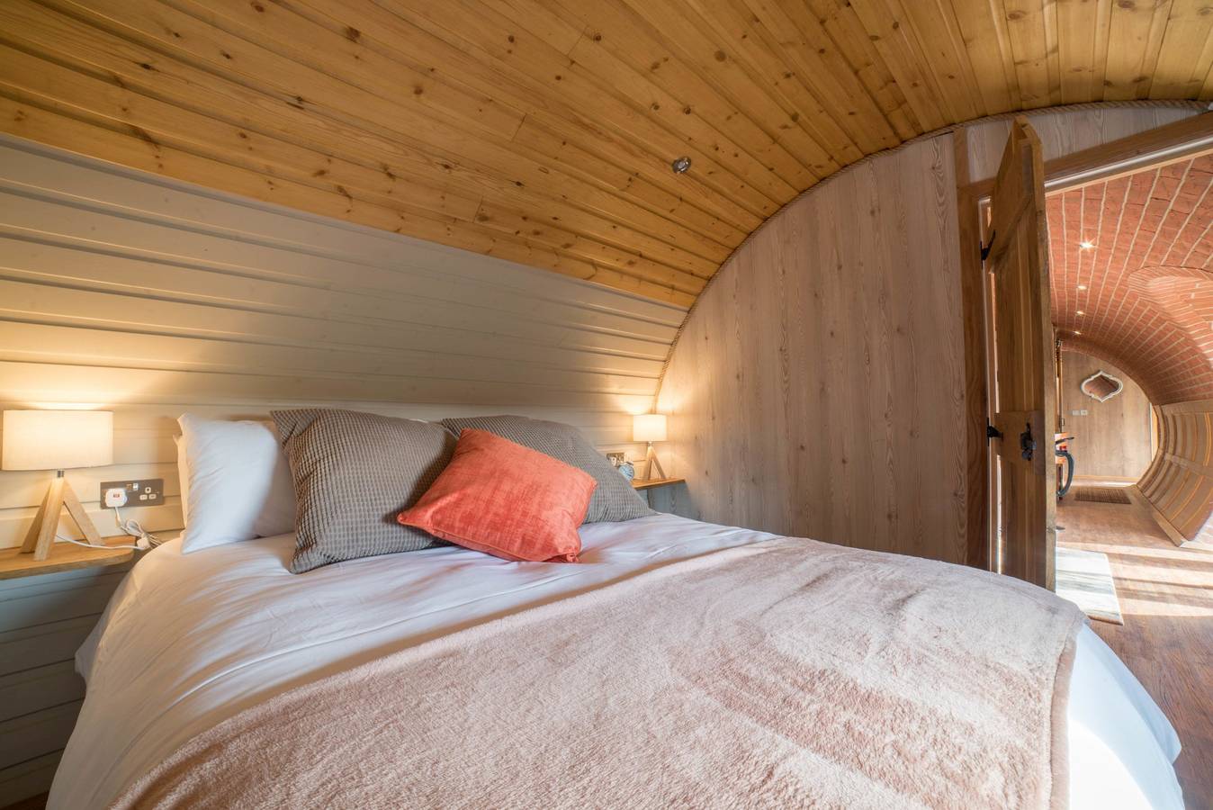 Glamping für 6 Personen mit Whirlpool in Powys