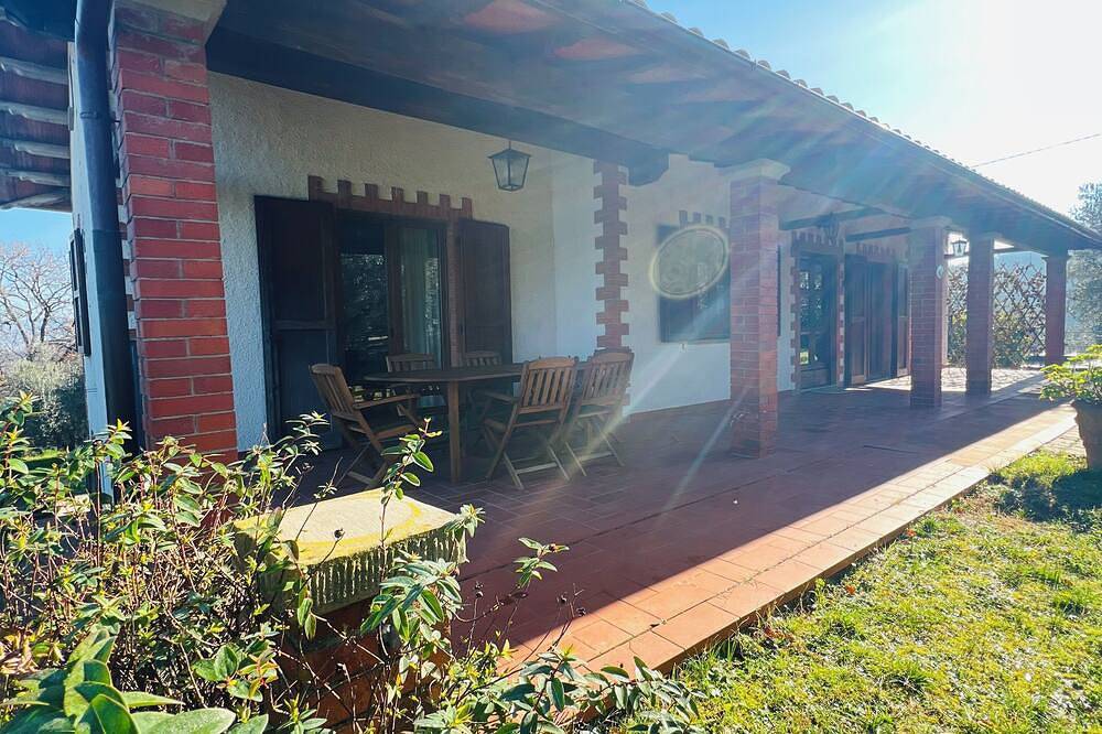 Detached house with swimming pool among the olive groves of Arezzo in Laterina Pergine Valdarno, Chianti