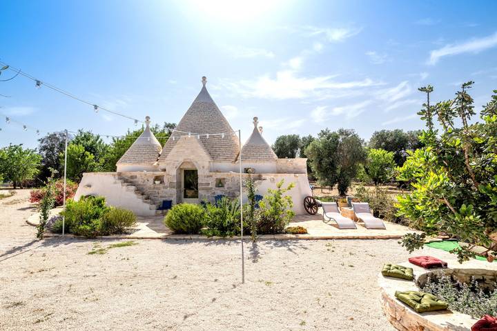 Vakantiehuis 'Il Trullo Di Mariangela' met privétuin, wifi en airconditioning in Ceglie Messapica, Salento